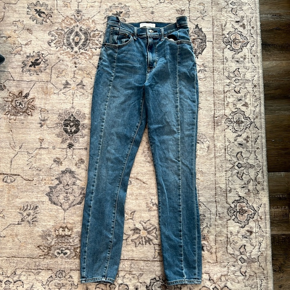 Abercrombie and Fitch curve love skinny jeans size 27